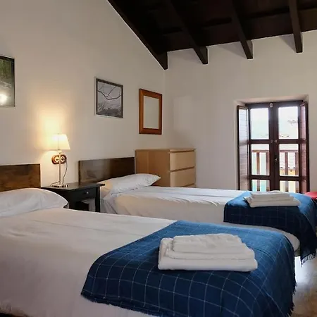 Casa De Pueblo Adosada, En La Zona Rural De Gijón. Сasa de vacaciones Gijón