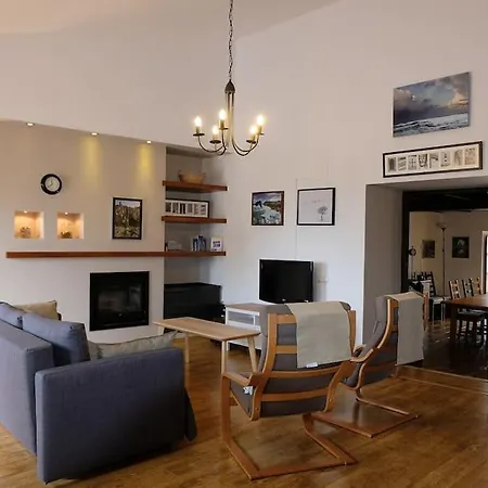 Сasa de vacaciones Casa De Pueblo Adosada, En La Zona Rural De Gijón.
