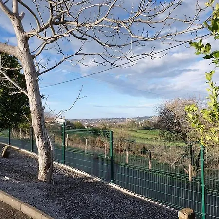 Casa De Pueblo Adosada, En La Zona Rural De Gijon. Prázdninový dům