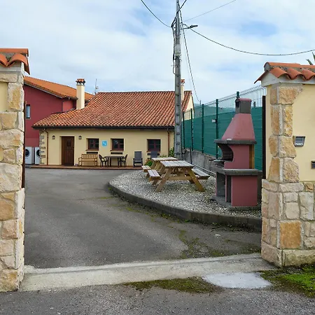 Casa De Pueblo Adosada, En La Zona Rural De Gijon. Holiday home